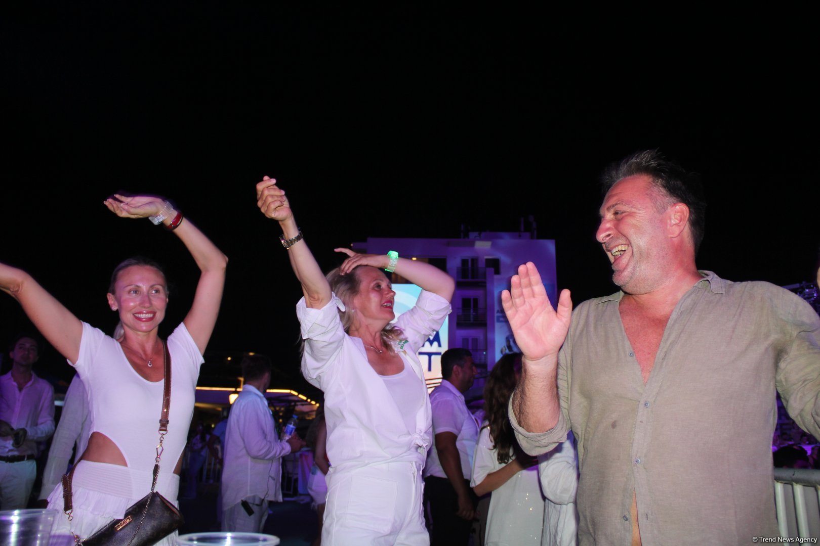 Легендарный Энгельберт Хампердинк, братья Майкла Джексона, CC Catch и другие звезды на  грандиозном вечере Dream Fest в Баку (ФОТО)