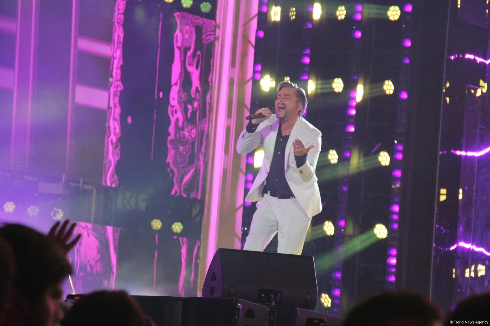 Легендарный Энгельберт Хампердинк, братья Майкла Джексона, CC Catch и другие звезды на  грандиозном вечере Dream Fest в Баку (ФОТО)