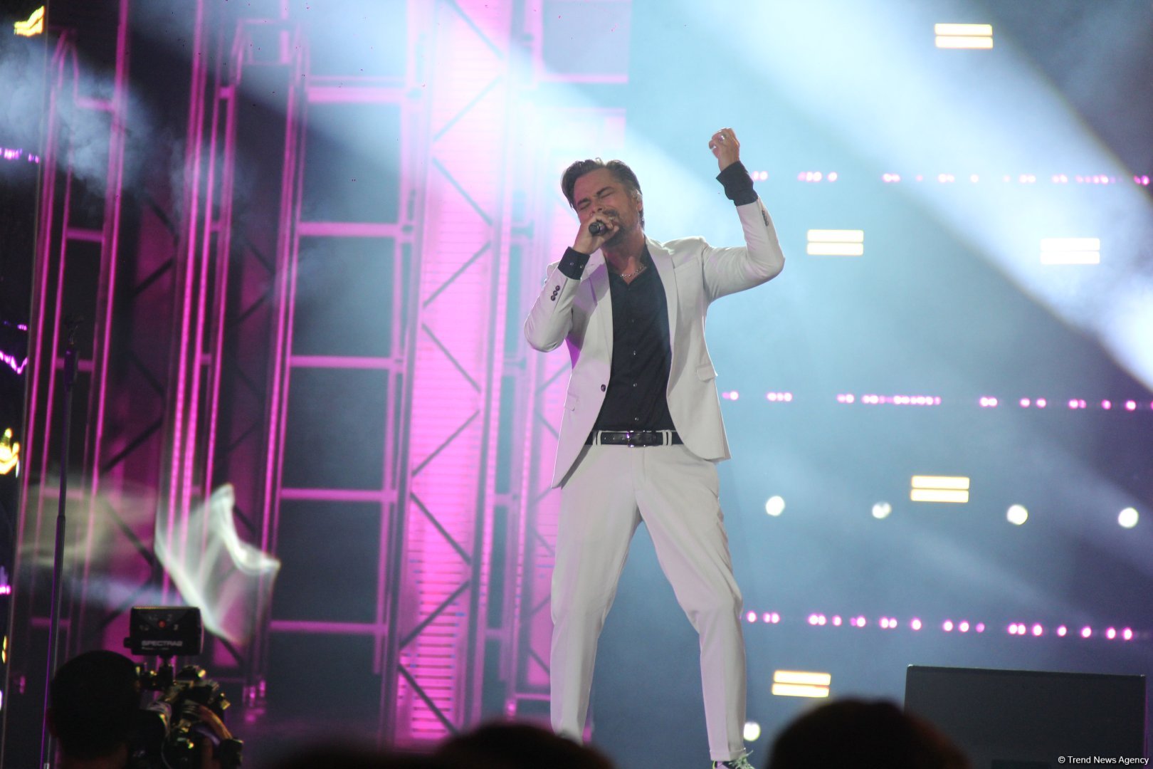 Легендарный Энгельберт Хампердинк, братья Майкла Джексона, CC Catch и другие звезды на  грандиозном вечере Dream Fest в Баку (ФОТО)