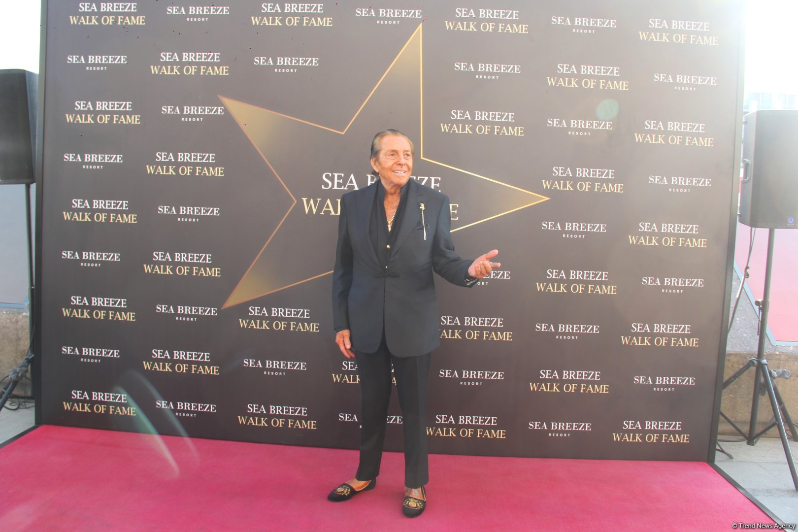 Мафиози из фильма "Крестный отец" заложил звезду в Sea Breeze Walk of Fame в Баку (ФОТО)