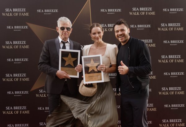 Обладатель 16-ти Grammy Дэвид Фостер и Кэтрин Макфи: Мы влюбились в красоту Баку! (ФОТО)