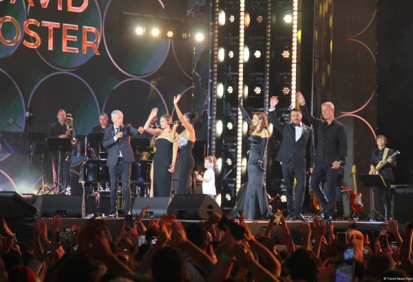 Феерическое шоу "Короля поп-музыки" Дэвида Фостера представлено на Dream Fest в Баку (ФОТО)