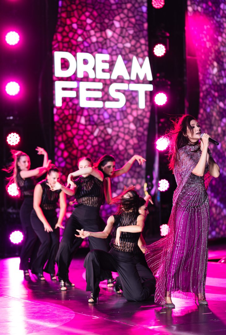 Феерическое шоу "Короля поп-музыки" Дэвида Фостера представлено на Dream Fest в Баку (ФОТО)