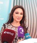 David Foster с супругой Katharine McPhee, Стас Михайлов, Sogdiana и другие звезды на красной дорожке Dream Fest в Баку (ФОТО)