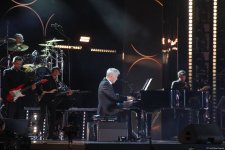 Феерическое шоу "Короля поп-музыки" Дэвида Фостера представлено на Dream Fest в Баку (ФОТО)