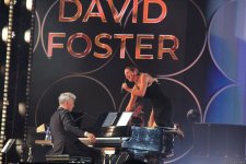 Феерическое шоу "Короля поп-музыки" Дэвида Фостера представлено на Dream Fest в Баку (ФОТО)