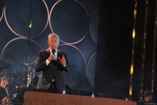 Феерическое шоу "Короля поп-музыки" Дэвида Фостера представлено на Dream Fest в Баку (ФОТО)