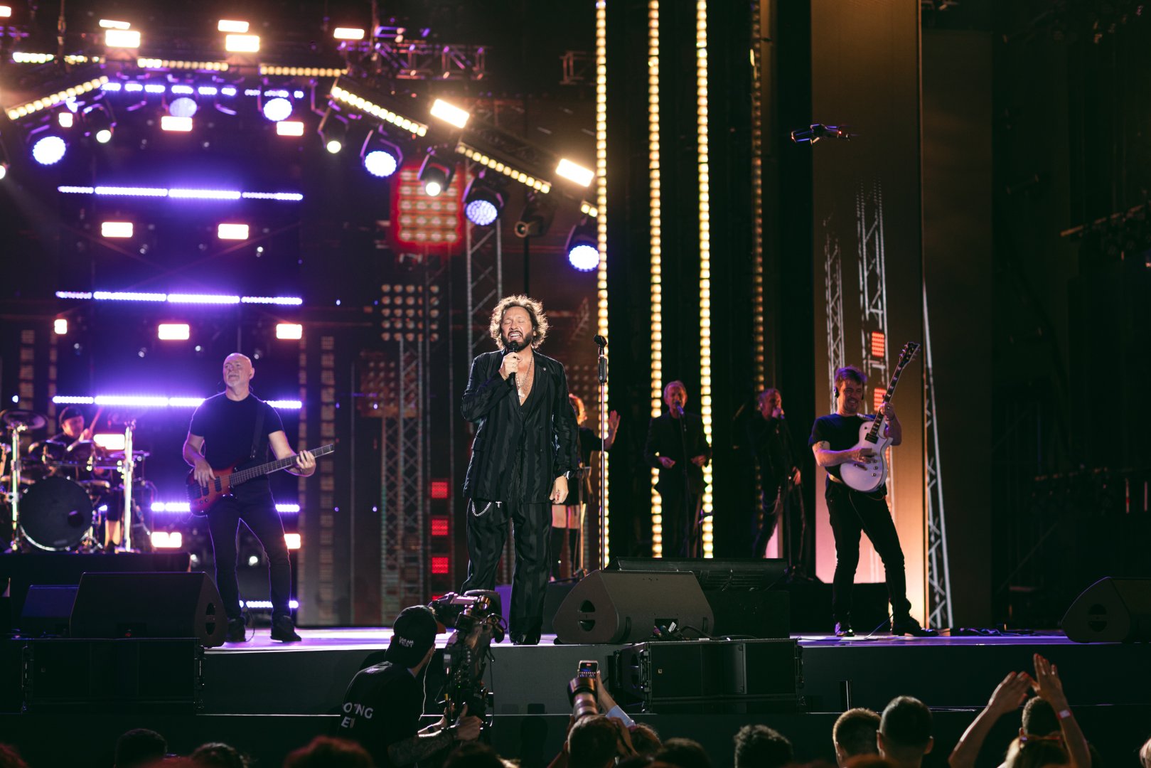 Жара, ветер, ливень…Завершился грандиозный Dream Fest в Баку с участием легендарных артистов и звезд (ФОТО)