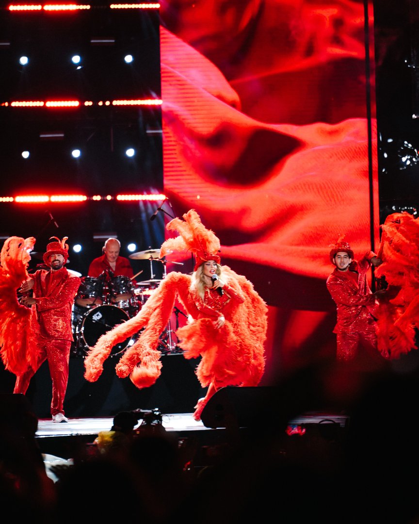 Жара, ветер, ливень…Завершился грандиозный Dream Fest в Баку с участием легендарных артистов и звезд (ФОТО)