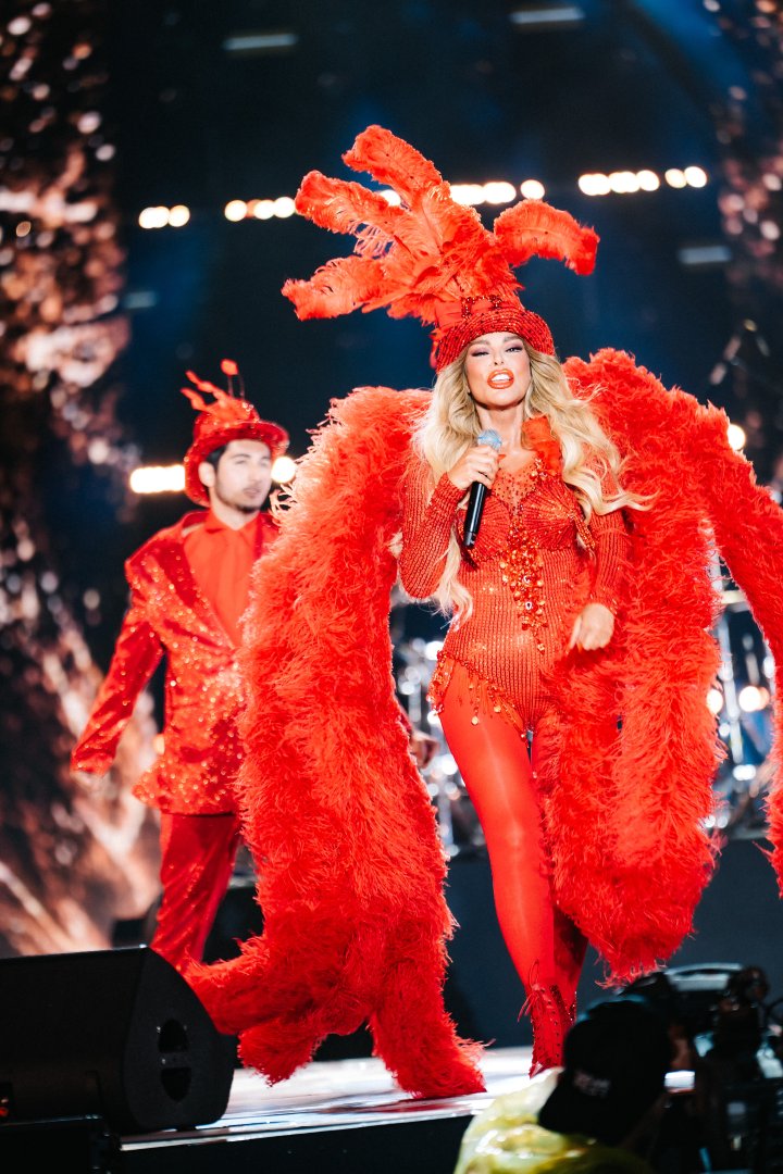 Жара, ветер, ливень…Завершился грандиозный Dream Fest в Баку с участием легендарных артистов и звезд (ФОТО)