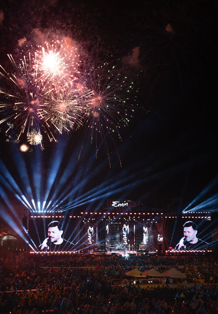 Жара, ветер, ливень…Завершился грандиозный Dream Fest в Баку с участием легендарных артистов и звезд (ФОТО)