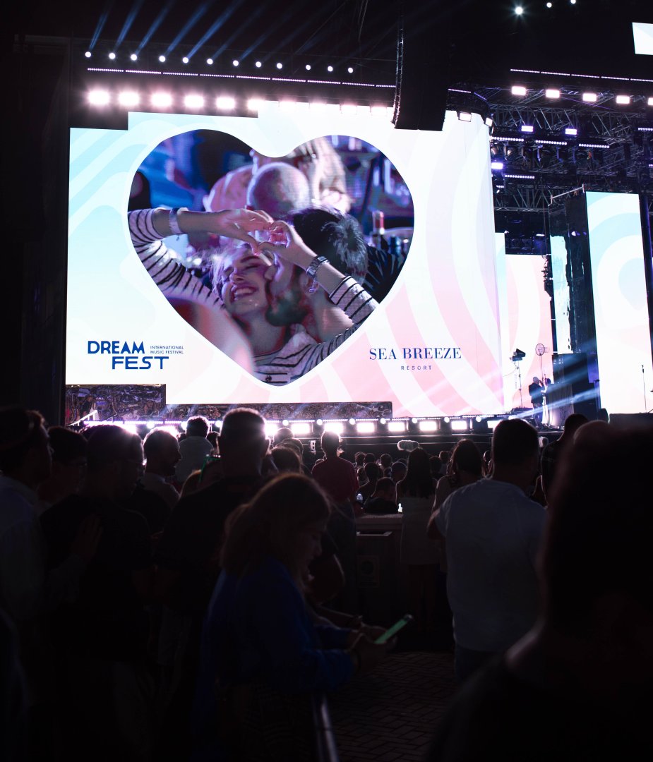 Жара, ветер, ливень…Завершился грандиозный Dream Fest в Баку с участием легендарных артистов и звезд (ФОТО)