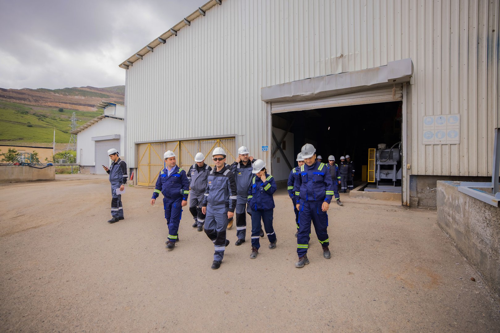 Рабочая группа ЗАО «AzerGold» провела осмотр месторождений в Гедабеке в рамках Соглашения о распределении добычи (ФОТО)