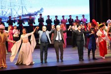 Ризван Садырханов отмечает юбилей – как нефтяник из Баку покорил Италию. Он выступал с Магомаевым, Кобзоном, Градским…  (ФОТО)