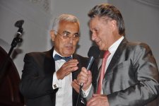 Ризван Садырханов отмечает юбилей – как нефтяник из Баку покорил Италию. Он выступал с Магомаевым, Кобзоном, Градским…  (ФОТО)