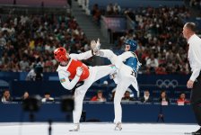 Азербайджанский тхэквондист Гашим Магомедов вышел в 1/4 финала на  Олимпиаде в Париже (ФОТО)