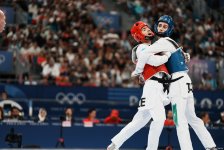 Азербайджанский тхэквондист Гашим Магомедов вышел в 1/4 финала на  Олимпиаде в Париже (ФОТО)