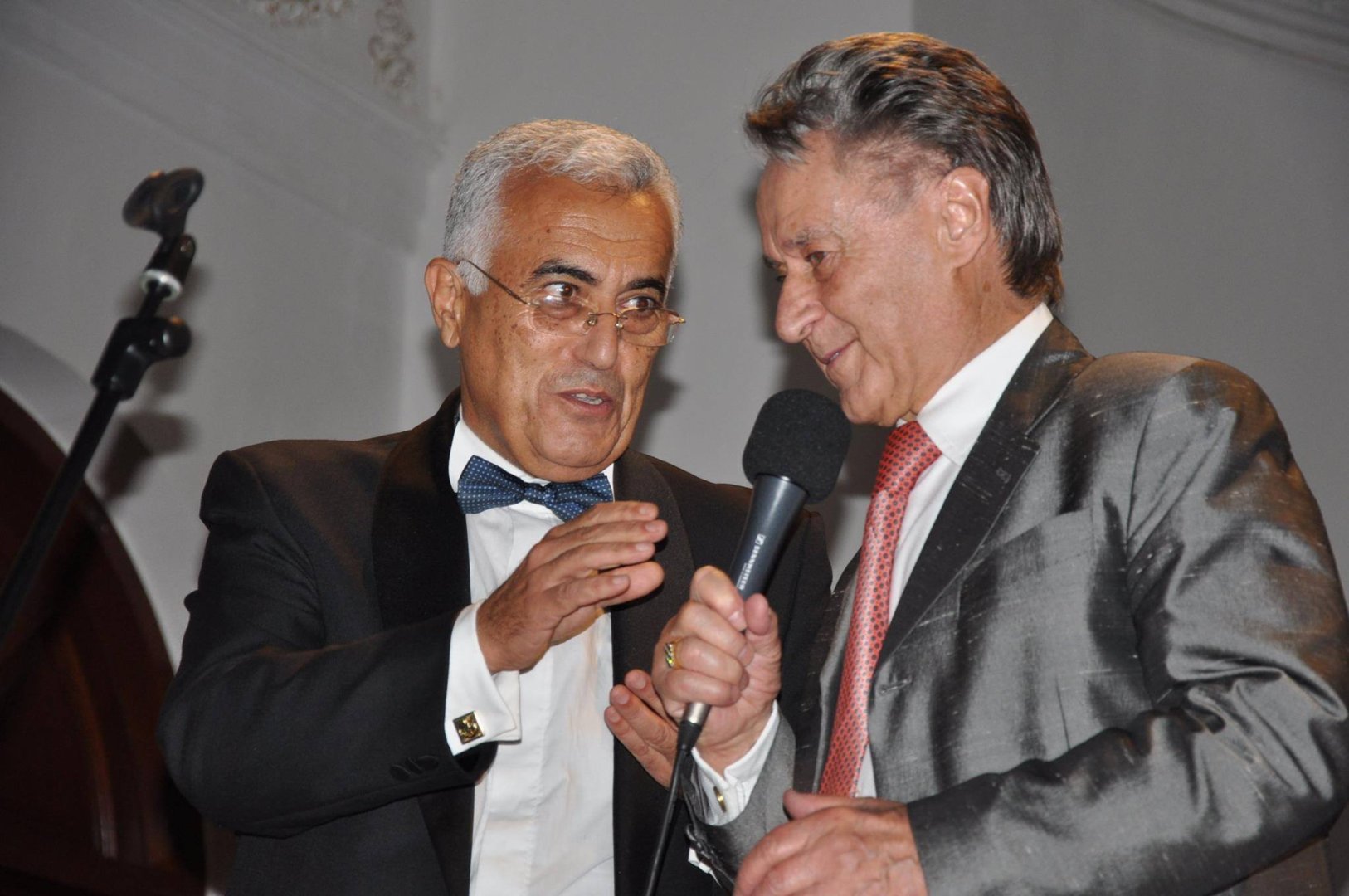 Ризван Садырханов отмечает юбилей – как нефтяник из Баку покорил Италию. Он выступал с Магомаевым, Кобзоном, Градским…  (ФОТО)