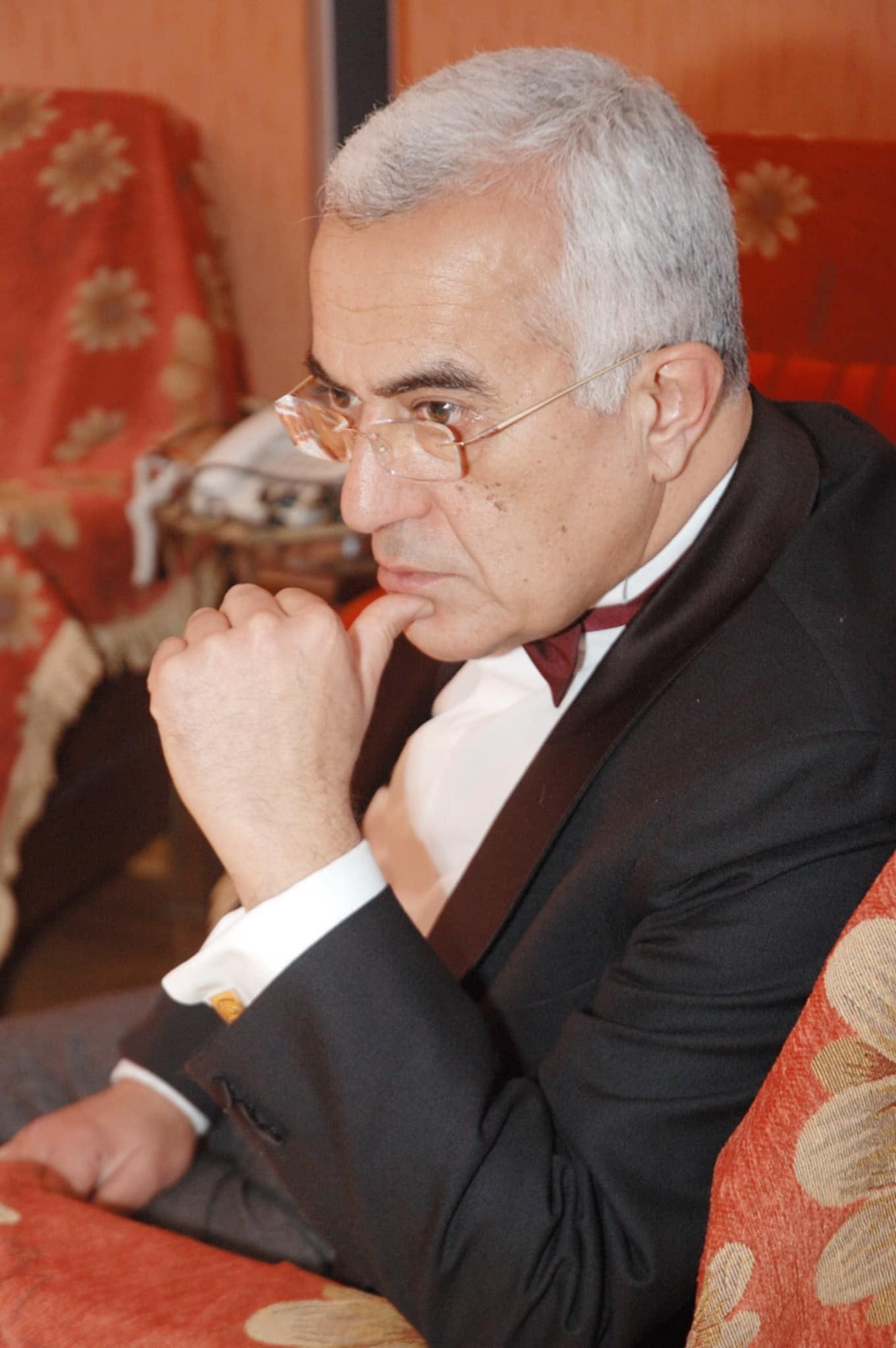 Ризван Садырханов отмечает юбилей – как нефтяник из Баку покорил Италию. Он выступал с Магомаевым, Кобзоном, Градским…  (ФОТО)