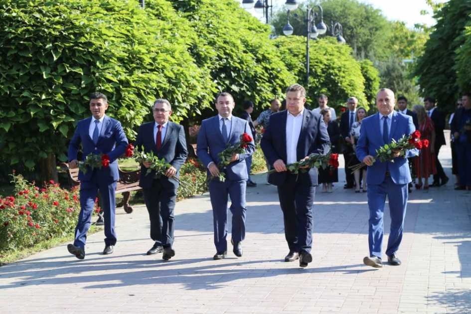 Делегация Азербайджана приняла участие в IX Каспийском медиафоруме в Астрахани (ФОТО)