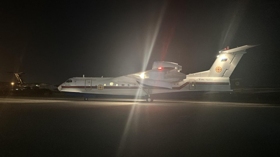 Азербайджанский самолет-амфибия в ближайшее время приступит к тушению пожаров в Турции - МЧС (ФОТО)