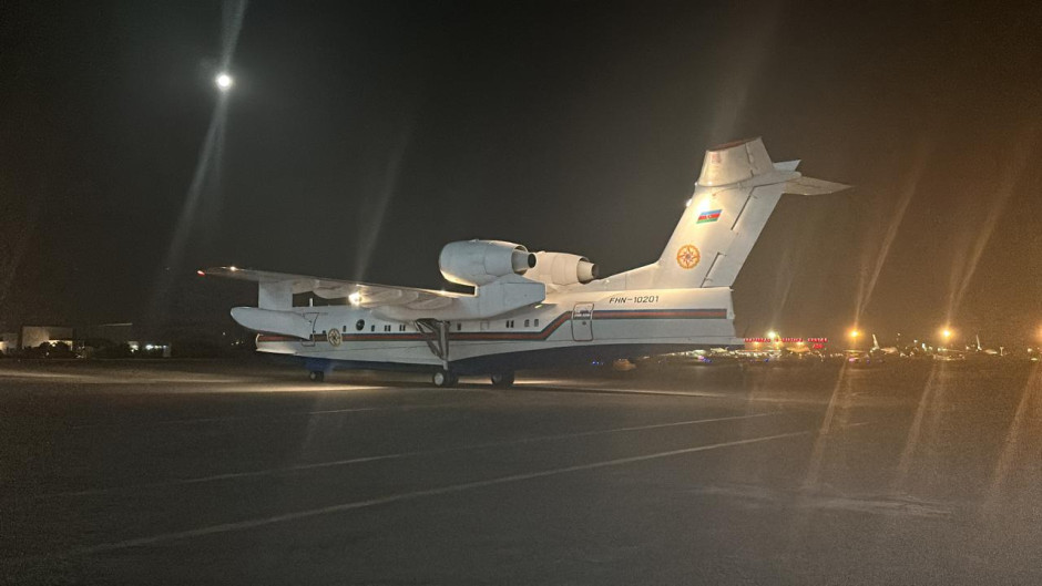 В соответствии с поручением Президента Азербайджана самолет МЧС вылетел в братскую страну в связи с лесными пожарами в Турции (ВИДЕО/ФОТО)