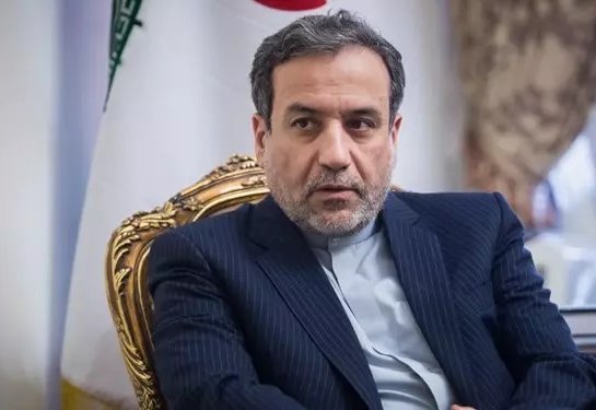 Причиной закрытия Ормузского пролива является война - глава МИД Ирана