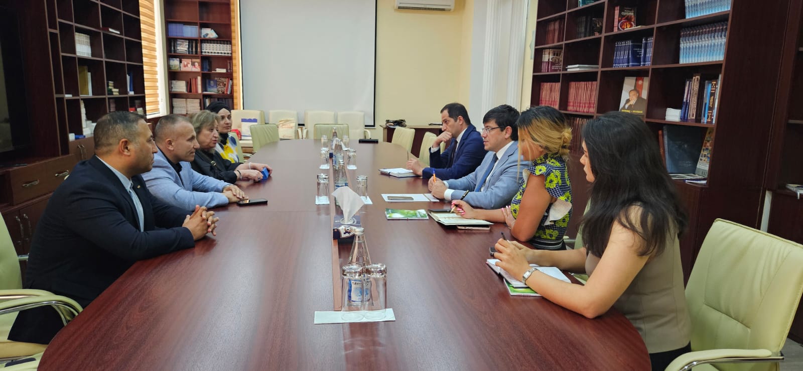 Руководство Конгресса азербайджанцев Бенилюкса посетило Госкомитет (ФОТО)