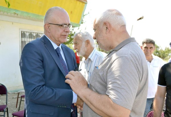 Эльчин Мирзабейли встретился с избирателями в селе Гагали и городе Агсу (ФОТО)