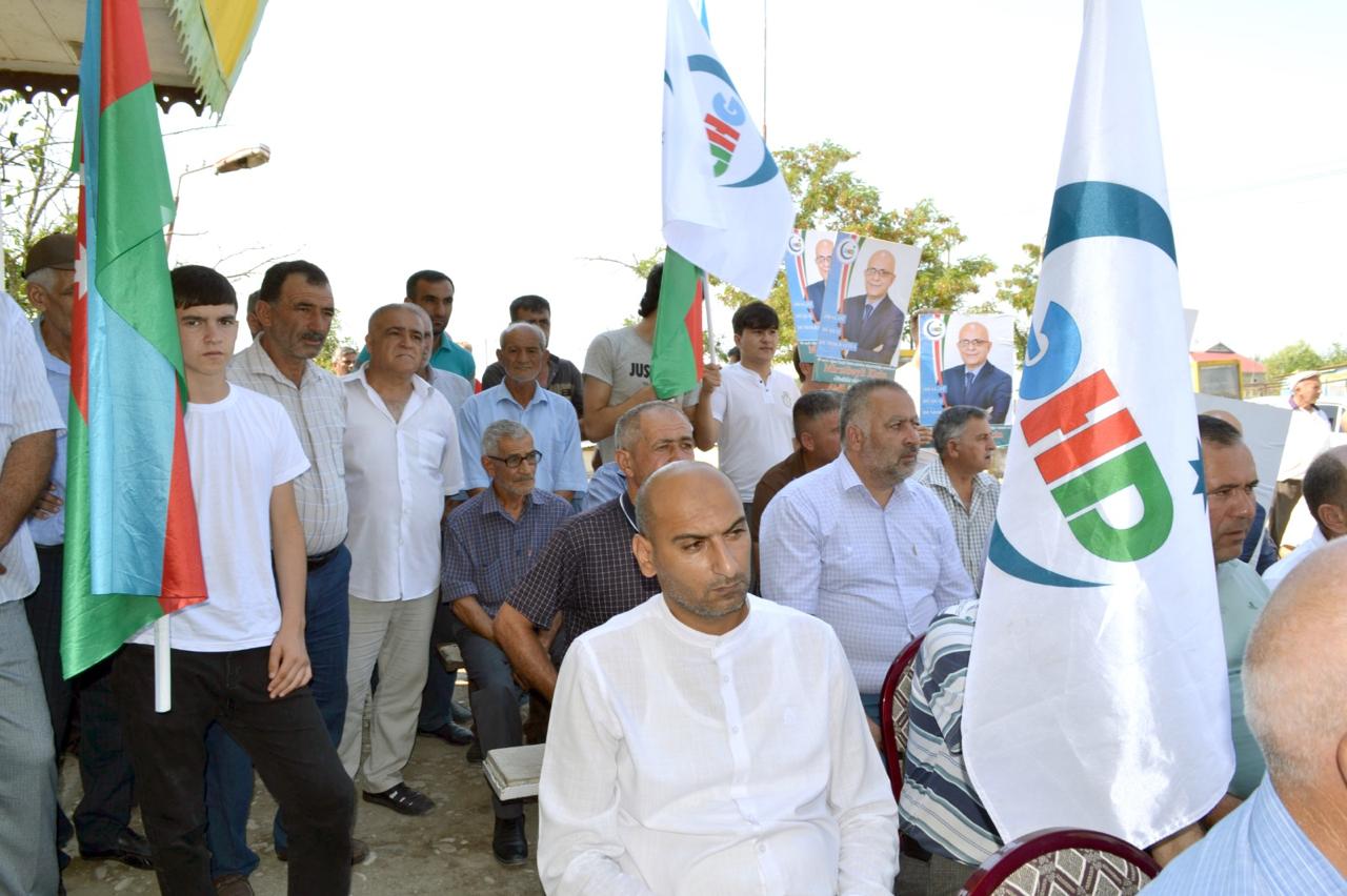 Эльчин Мирзабейли встретился с избирателями в селе Гагали и городе Агсу (ФОТО)