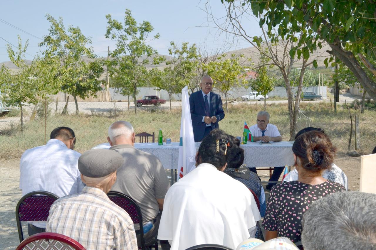 Эльчин Мирзабейли встретился с избирателями в селе Гагали и городе Агсу (ФОТО)
