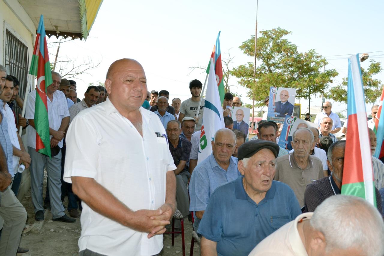 Эльчин Мирзабейли встретился с избирателями в селе Гагали и городе Агсу (ФОТО)