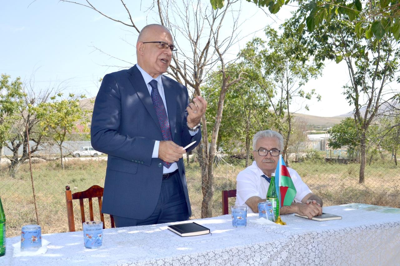 Эльчин Мирзабейли встретился с избирателями в селе Гагали и городе Агсу (ФОТО)