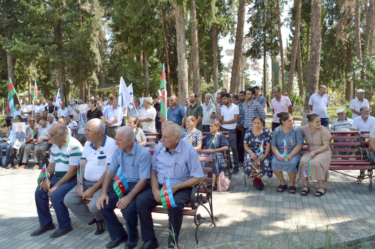 Эльчин Мирзабейли встретился с избирателями в селе Гагали и городе Агсу (ФОТО)