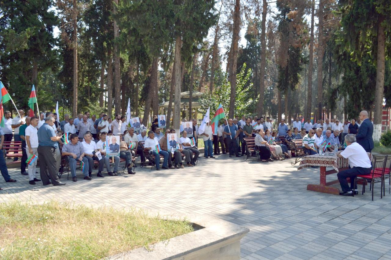 Эльчин Мирзабейли встретился с избирателями в селе Гагали и городе Агсу (ФОТО)