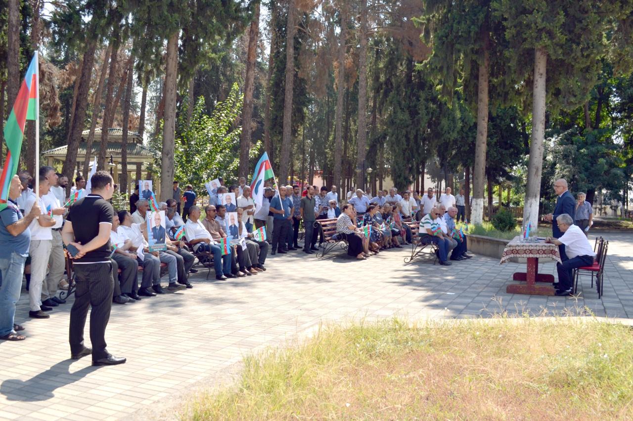 Эльчин Мирзабейли встретился с избирателями в селе Гагали и городе Агсу (ФОТО)