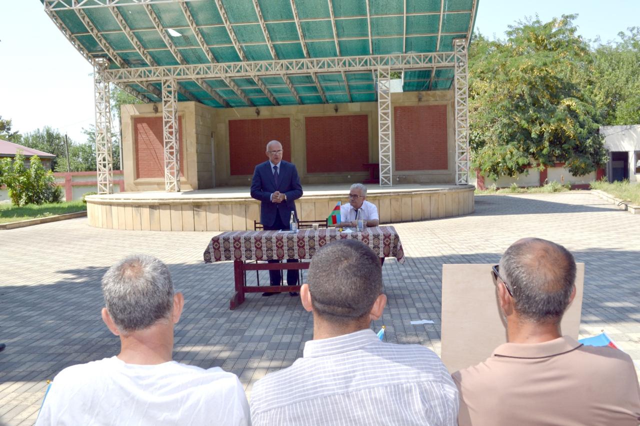 Эльчин Мирзабейли встретился с избирателями в селе Гагали и городе Агсу (ФОТО)