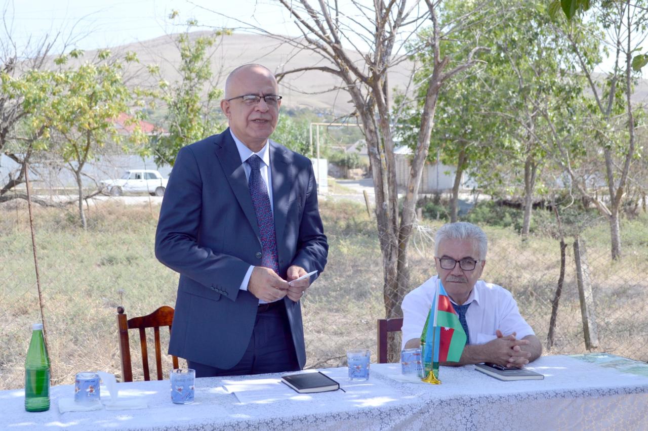 Эльчин Мирзабейли встретился с избирателями в селе Гагали и городе Агсу (ФОТО)