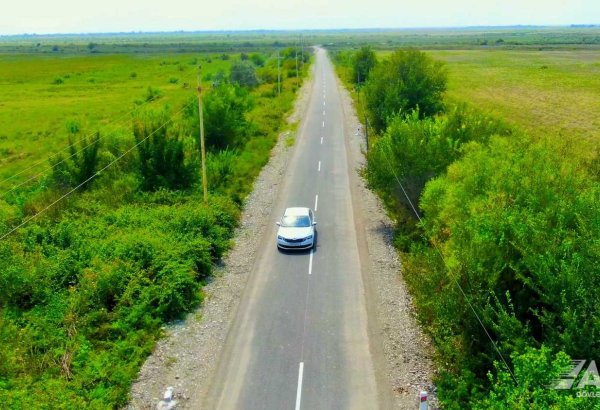 В Агсу завершено строительство дороги, соединяющей 12 населенных пунктов