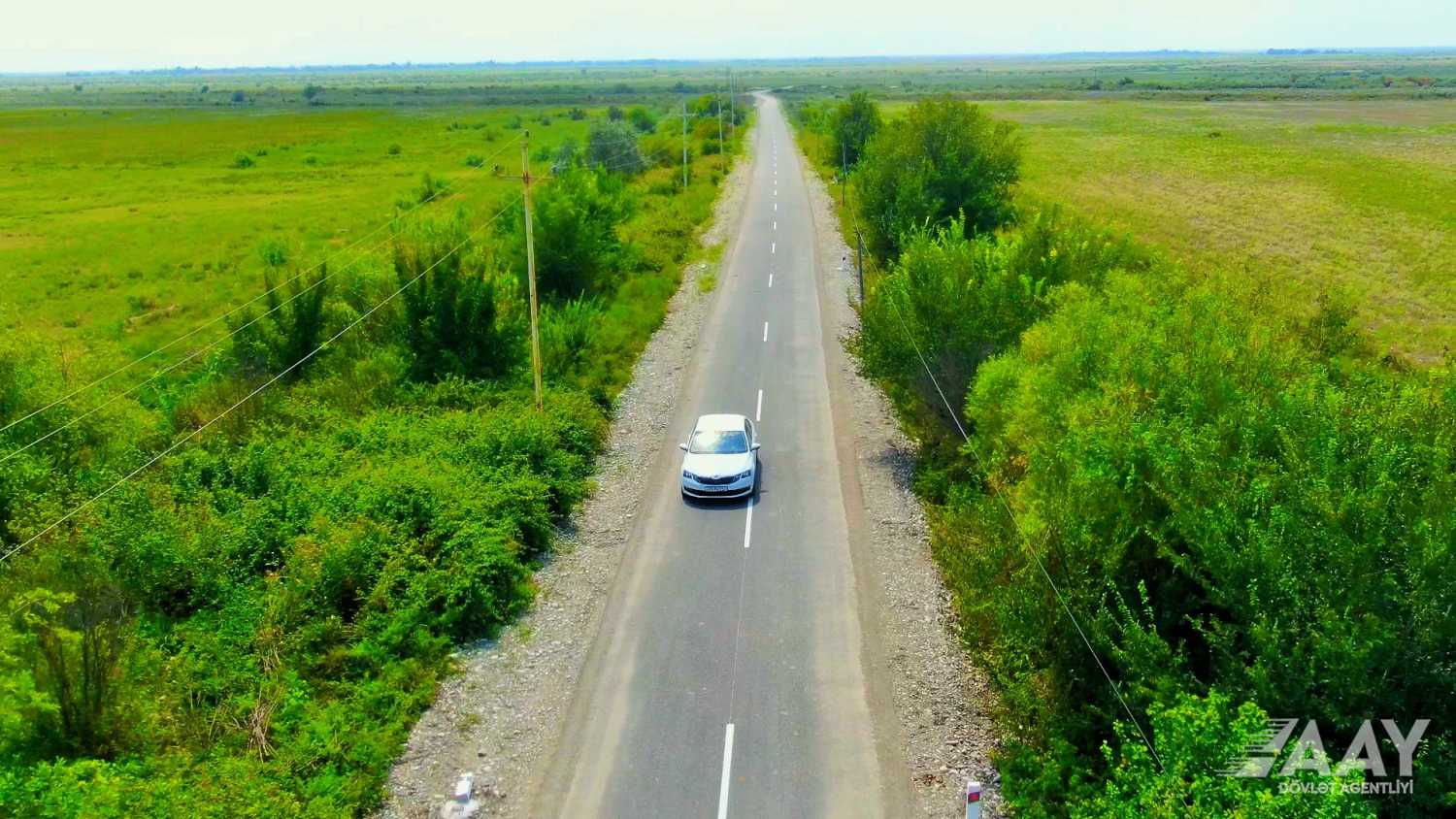 В Агсу завершено строительство дороги, соединяющей 12 населенных пунктов