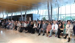 Красота в азербайджанских коврах – юбилейный вечер (ФОТО)