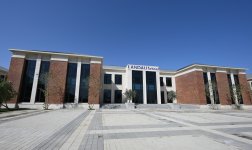 Президент Ильхам Алиев и Первая леди Мехрибан Алиева приняли участие в открытии школы LANDAU и апарт-отеля The Grand в центре отдыха Sea Breeze (ФОТО/ВИДЕО)