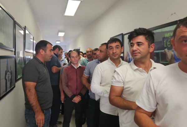 На избирательном участке в селе Алыбейли Зангиланского района успешно продолжается процесс голосования