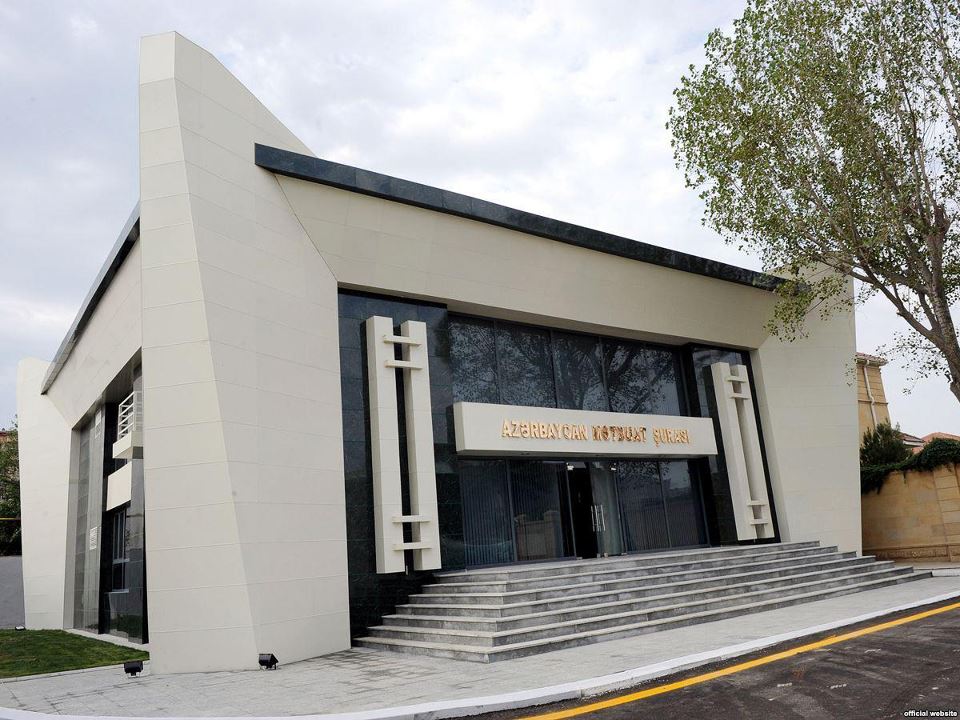 Завершена работа "горячей линии" Совета печати Азербайджана на  муниципальных выборах