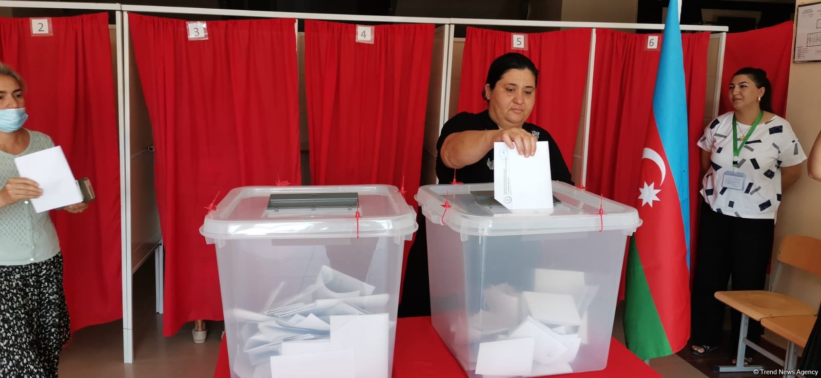 В поселке Гобу наблюдается активность избирателей (ФОТО)