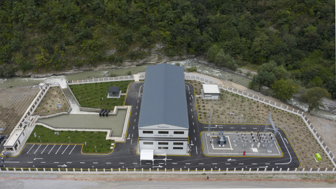 Президент Ильхам Алиев и Первая леди Мехрибан Алиева приняли участие в открытии гидроэлектростанции «Юхары Венг» на реке Тертер в Кяльбаджарском районе (ВИДЕО/ФОТО)