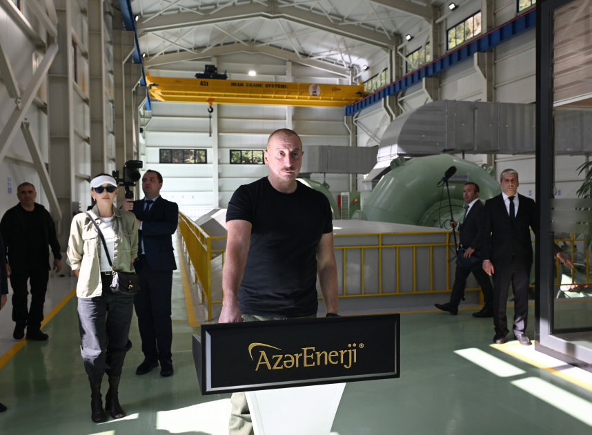 Президент Ильхам Алиев и Первая леди Мехрибан Алиева приняли участие в открытии гидроэлектростанции «Юхары Венг» на реке Тертер в Кяльбаджарском районе (ВИДЕО/ФОТО)