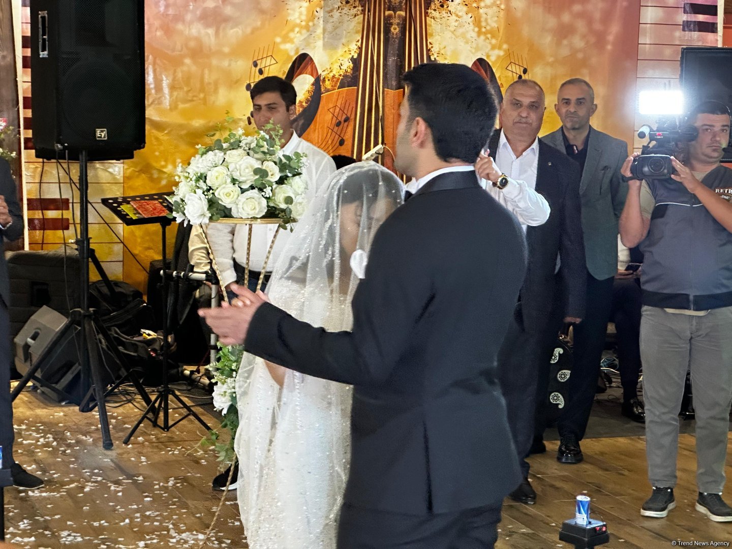В городе Шуша проходит первая за 32 года свадебная церемония (ФОТО)