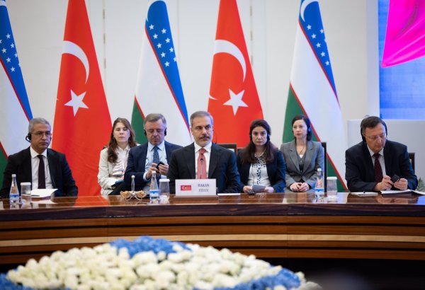 Узбекистан и Турция подписали дорожную карту о сотрудничестве