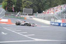 Яркие моменты соревнований "Формулы-1" в Баку (Фоторепортаж)